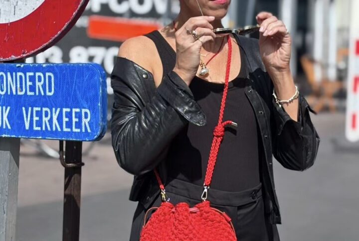 jetembrasse_cheribag_pouch_redbag_crochet