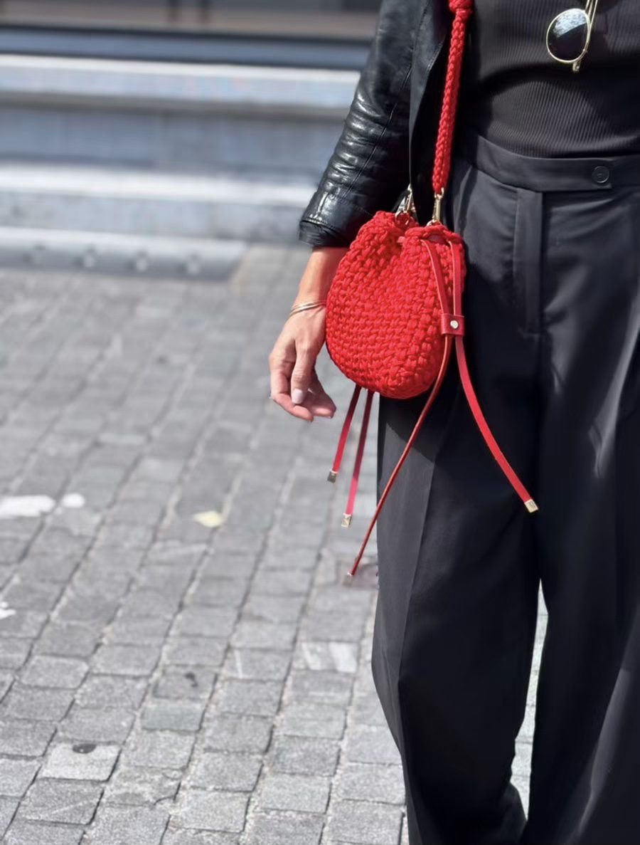 cheri_jetembrasse_pouch_red_belgium_crochet